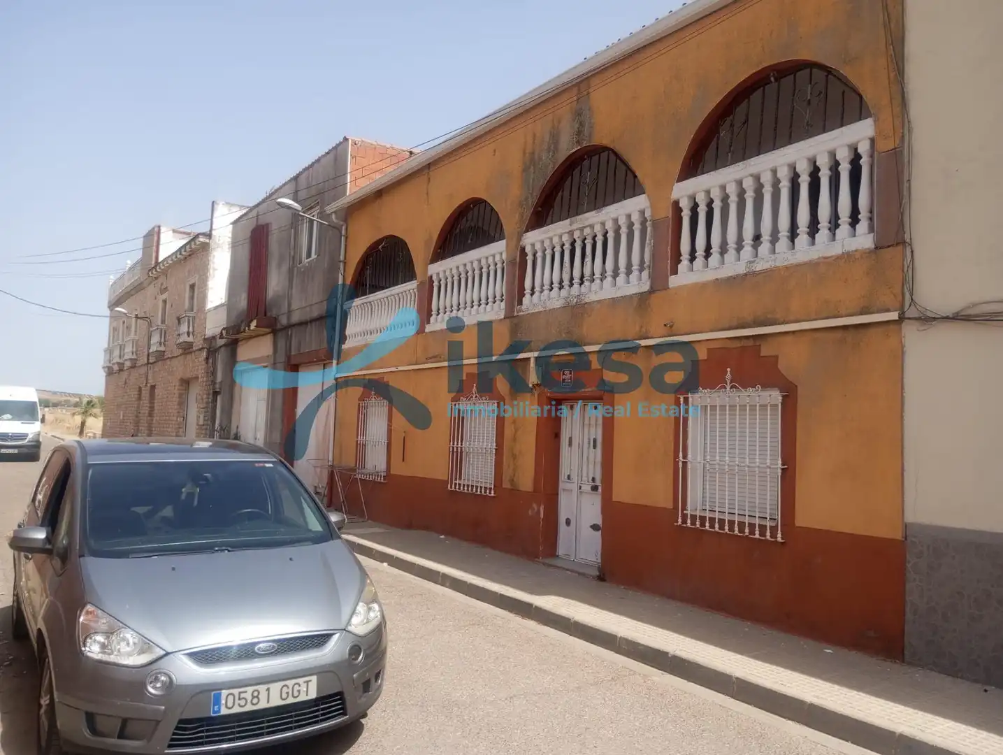Vista exterior de Casa adosada en venda en Mérida