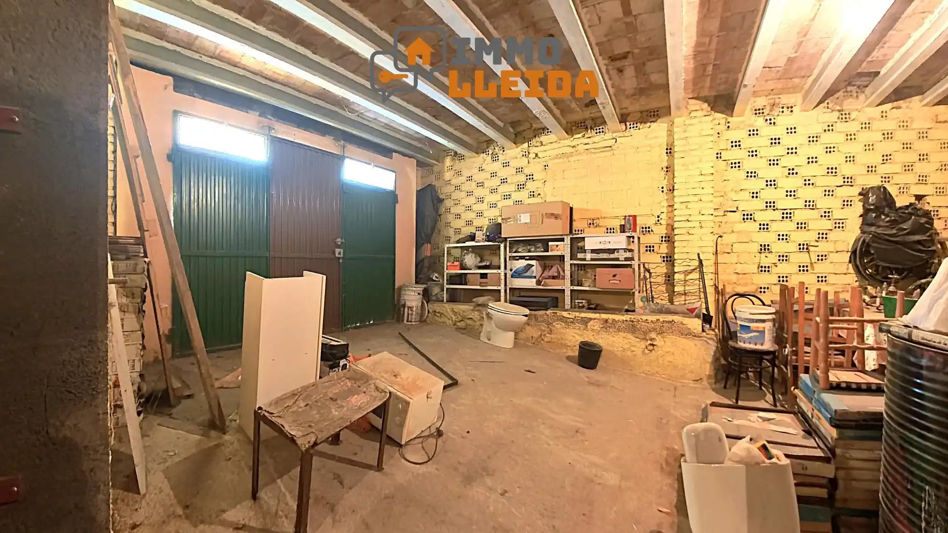 Casa adosada en venda en Binéfar amb Calefacció, Terrassa i Traster