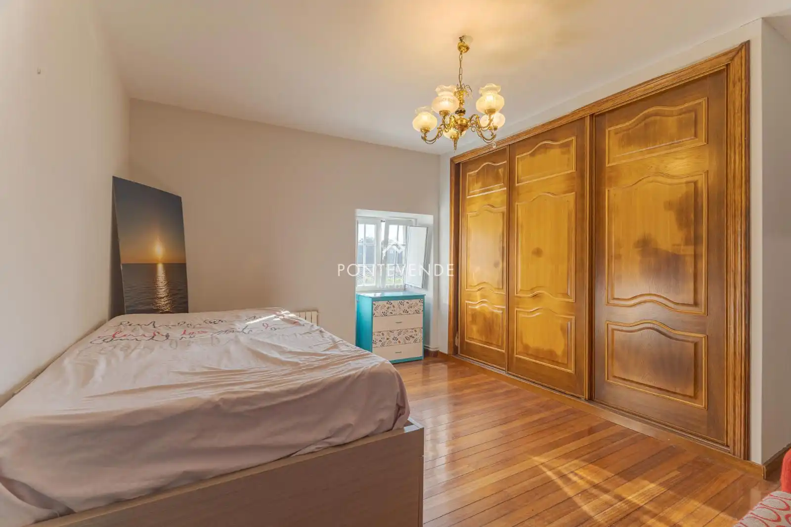 Bedroom of Houses for sale in Vilanova de Arousa  with Heating, Terrace and Swimming Pool