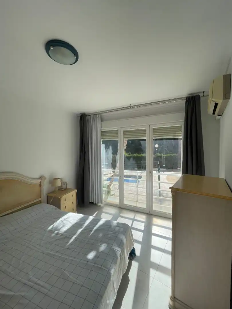Dormitori de Pis en venda en Mijas amb Aire condicionat, Piscina i Moblat