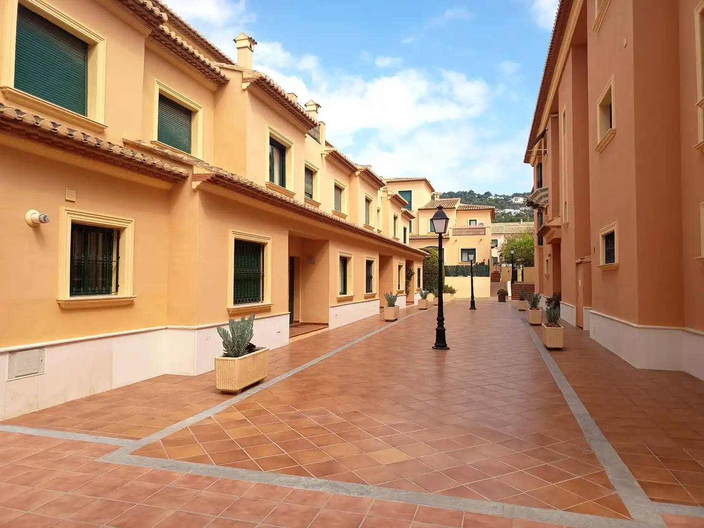 Vista exterior de Apartamento de alquiler en Jávea / Xàbia con Aire acondicionado, Calefacción y Jardín privado