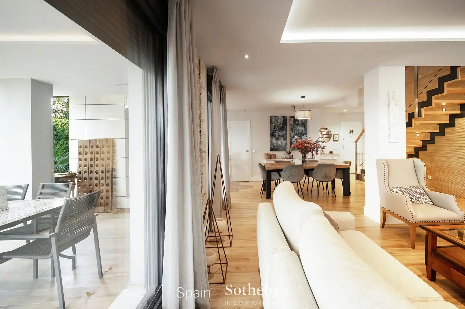 Sala de estar de Apartamento en venta en Las Rozas de Madrid con Aire acondicionado, Calefacción y Jardín privado