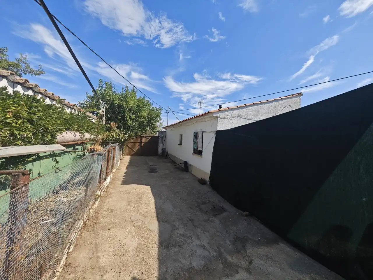 Houses for sale in PAJARES DE LA RIVERA, Riolobos