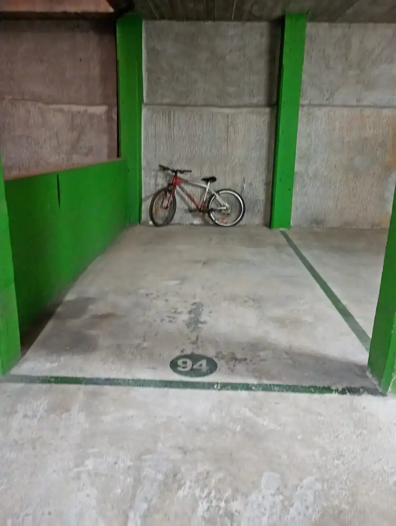 Parkplatz von Garage zum Verkauf in Barcelona