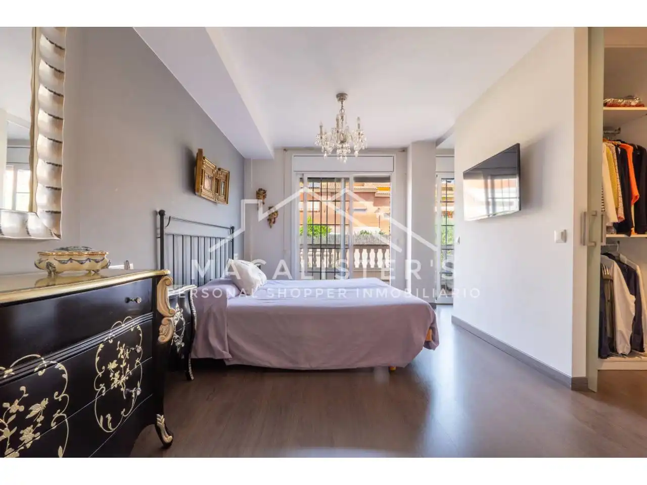 Habitación de Casa adosada en venta en Vilassar de Mar con Aire acondicionado, Calefacción y Jardín privado