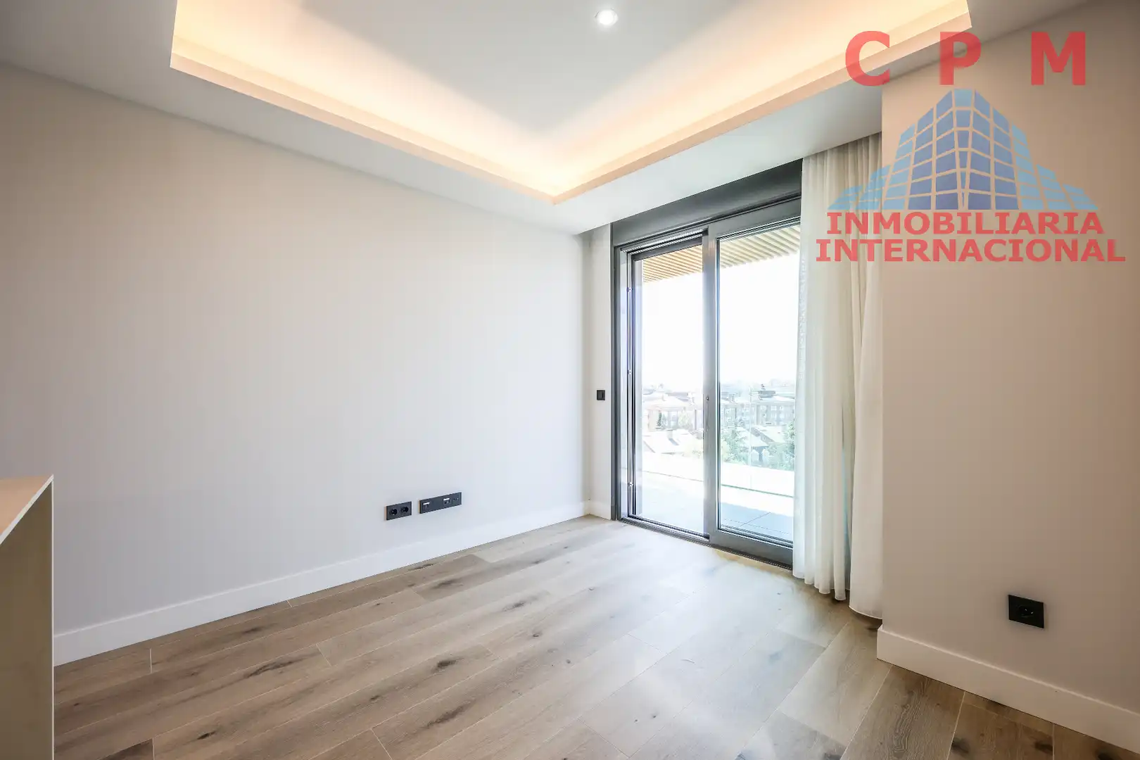 Bedroom of Flat for rent in Madrid  with Air Conditioner, Heating and Parquet flooring