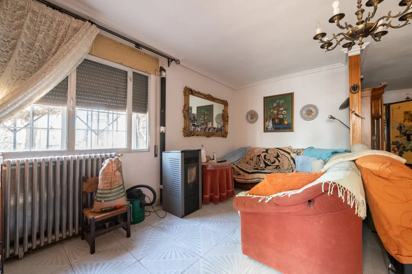 Living room of Houses for sale in Paracuellos de Jarama  with Heating, Private garden and Terrace