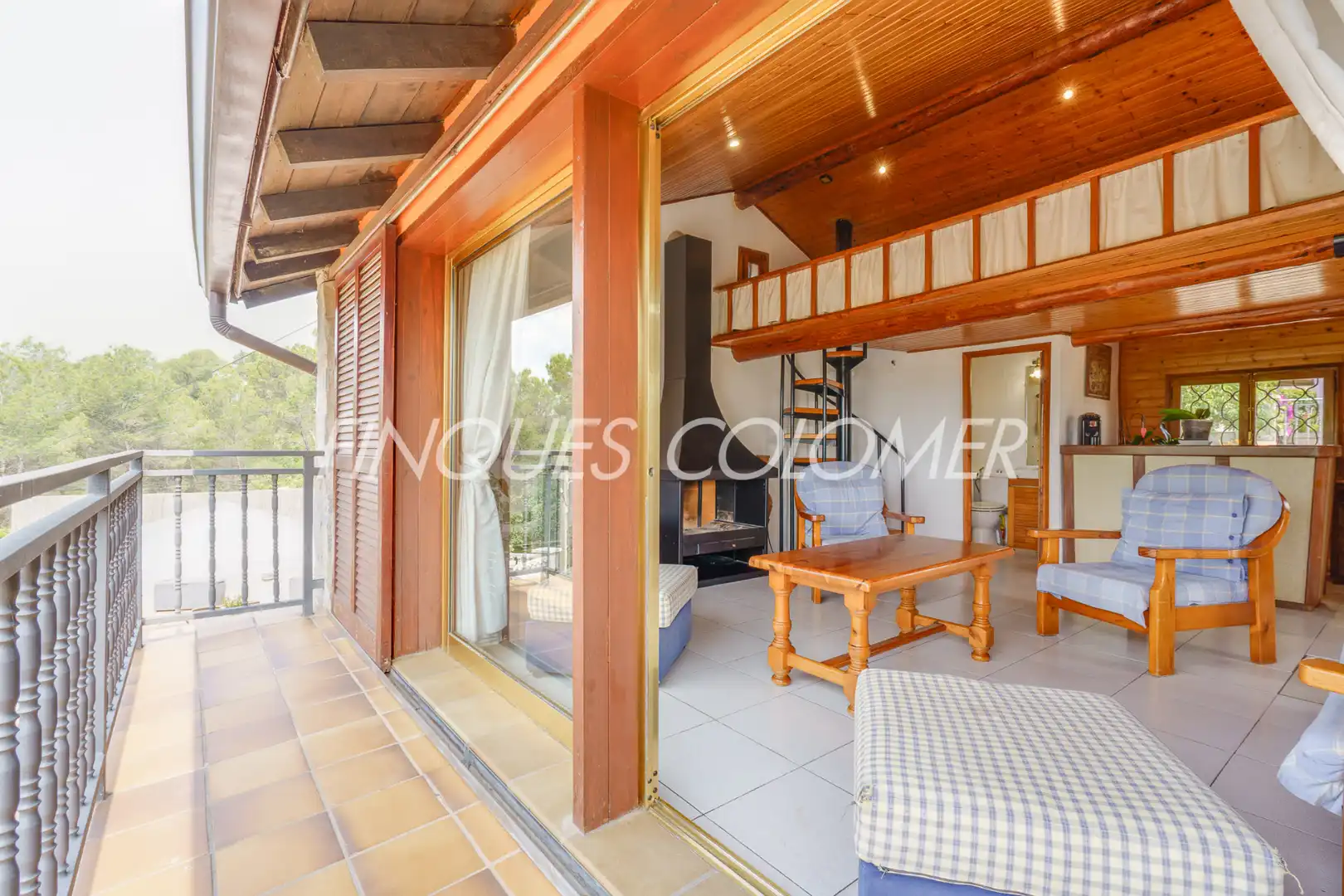 Balcony of Houses for sale in Rubí  with Air Conditioner, Private garden and Parquet flooring