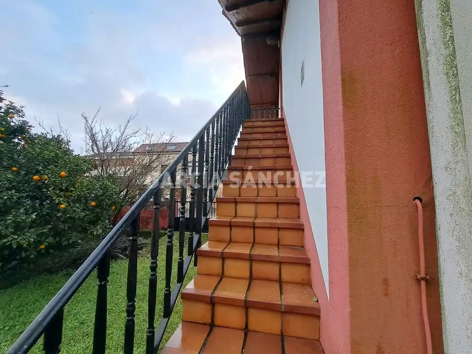 Terrassa de Casa o xalet en venda en Boiro amb Jardí privat i Traster