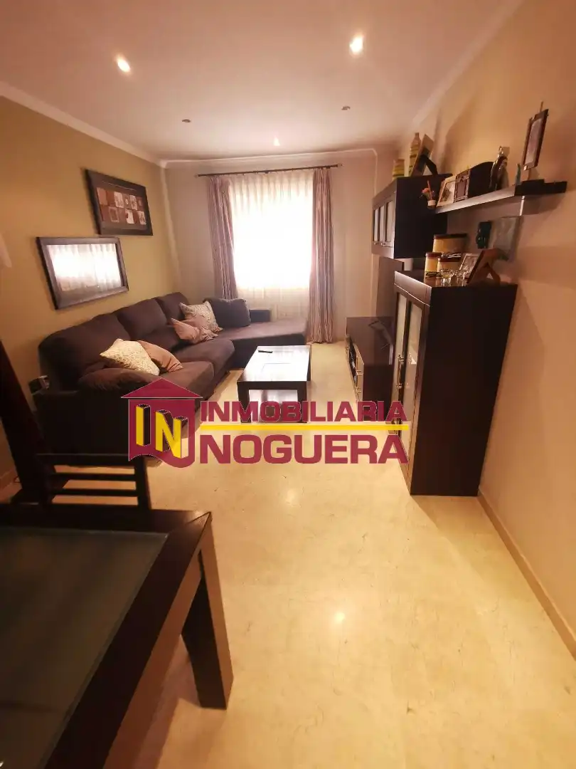 Habitación de Casa o chalet en venta en Écija