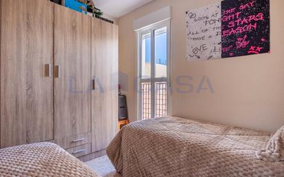 Bedroom of Flat for sale in  Sevilla Capital  with Terrace