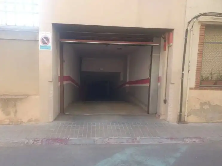 Parking of Storage room for rent in Centre - Sant Oleguer