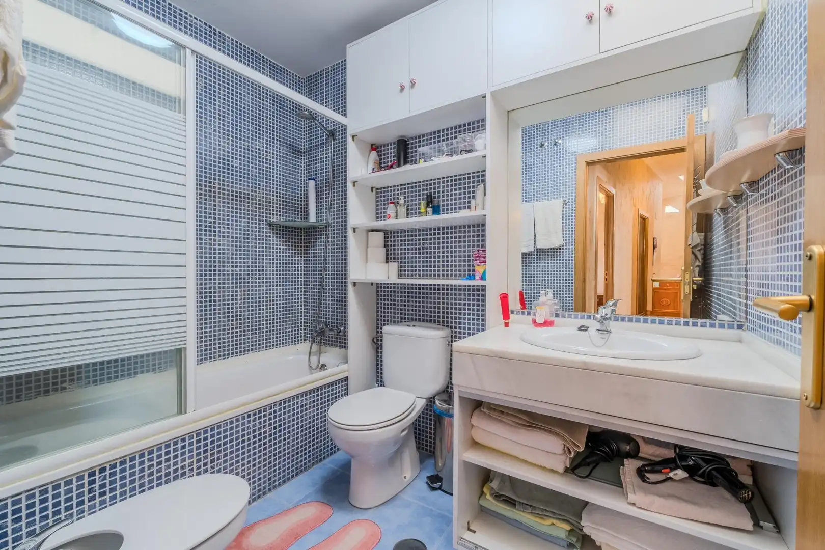 Baño de Casa adosada en venta en Carabanchel