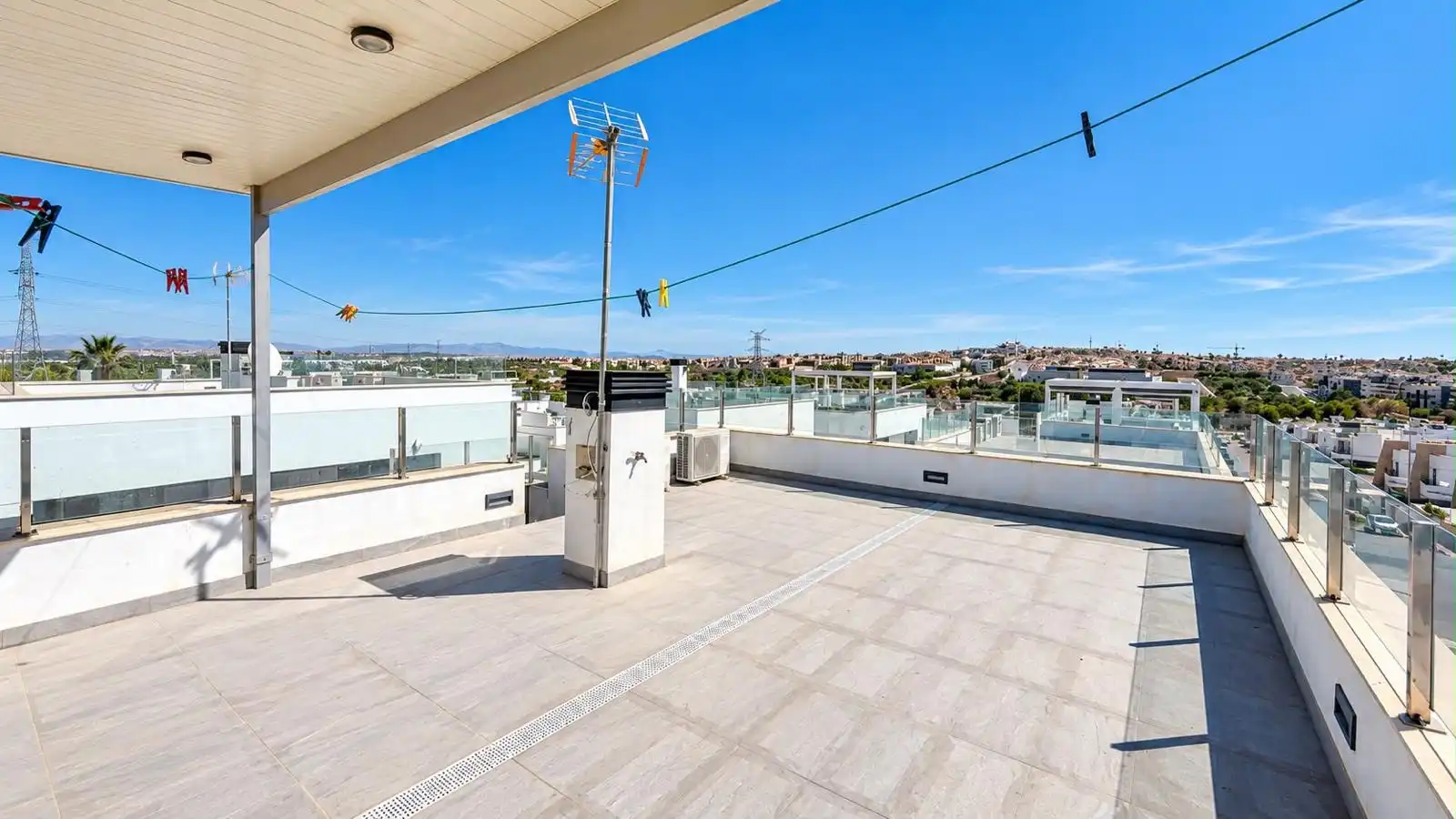 Chalet con piscina en alquiler en Orihuela Costa, imagen 25