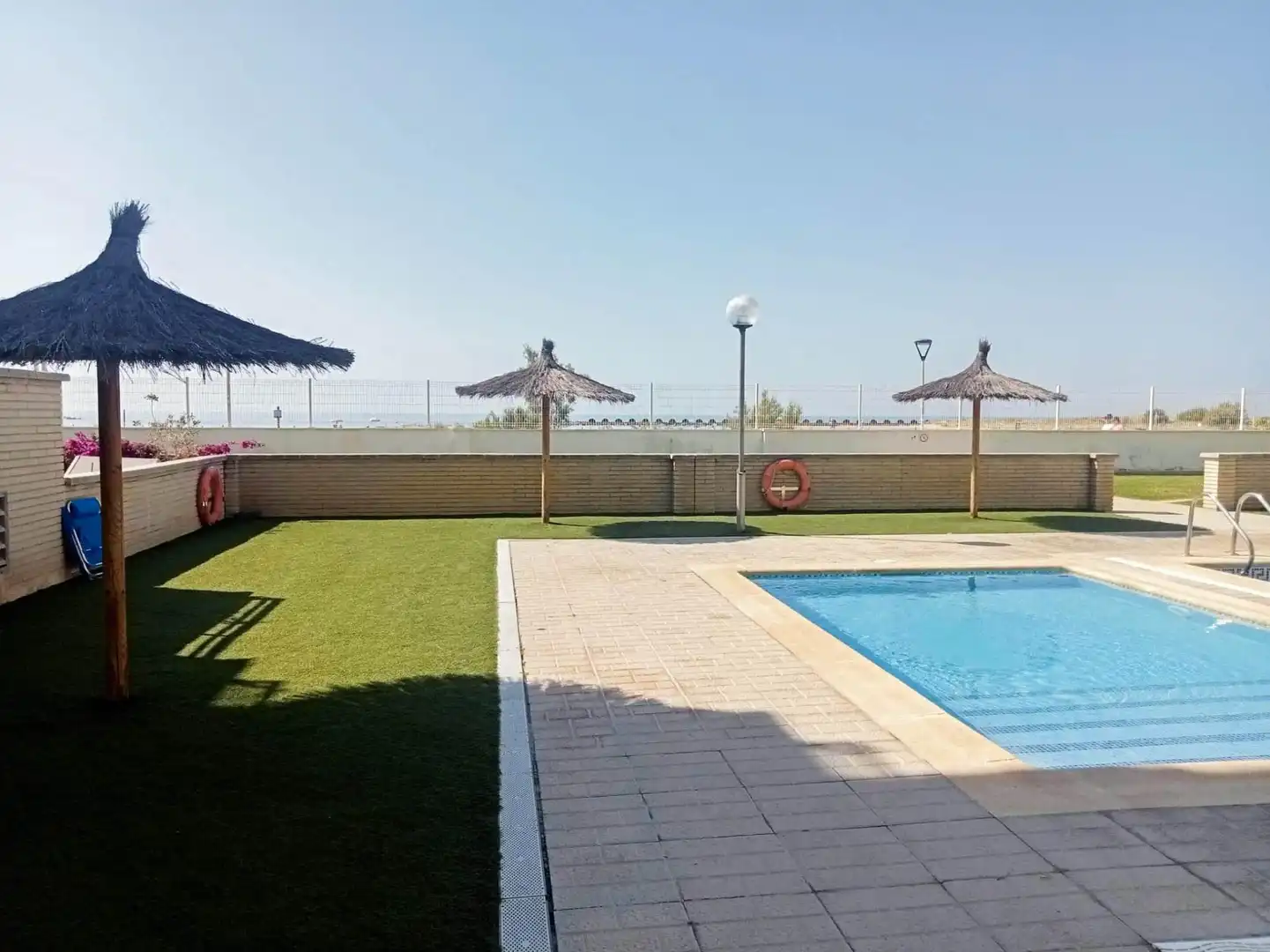 Swimming pool of Flat for sale in Cunit  with Air Conditioner, Terrace and Community pool