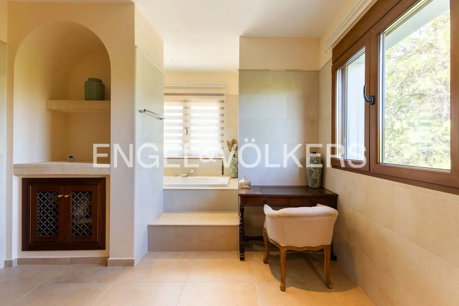 Bathroom of Houses for sale in Pedreguer  with Air Conditioner, Heating and Private garden