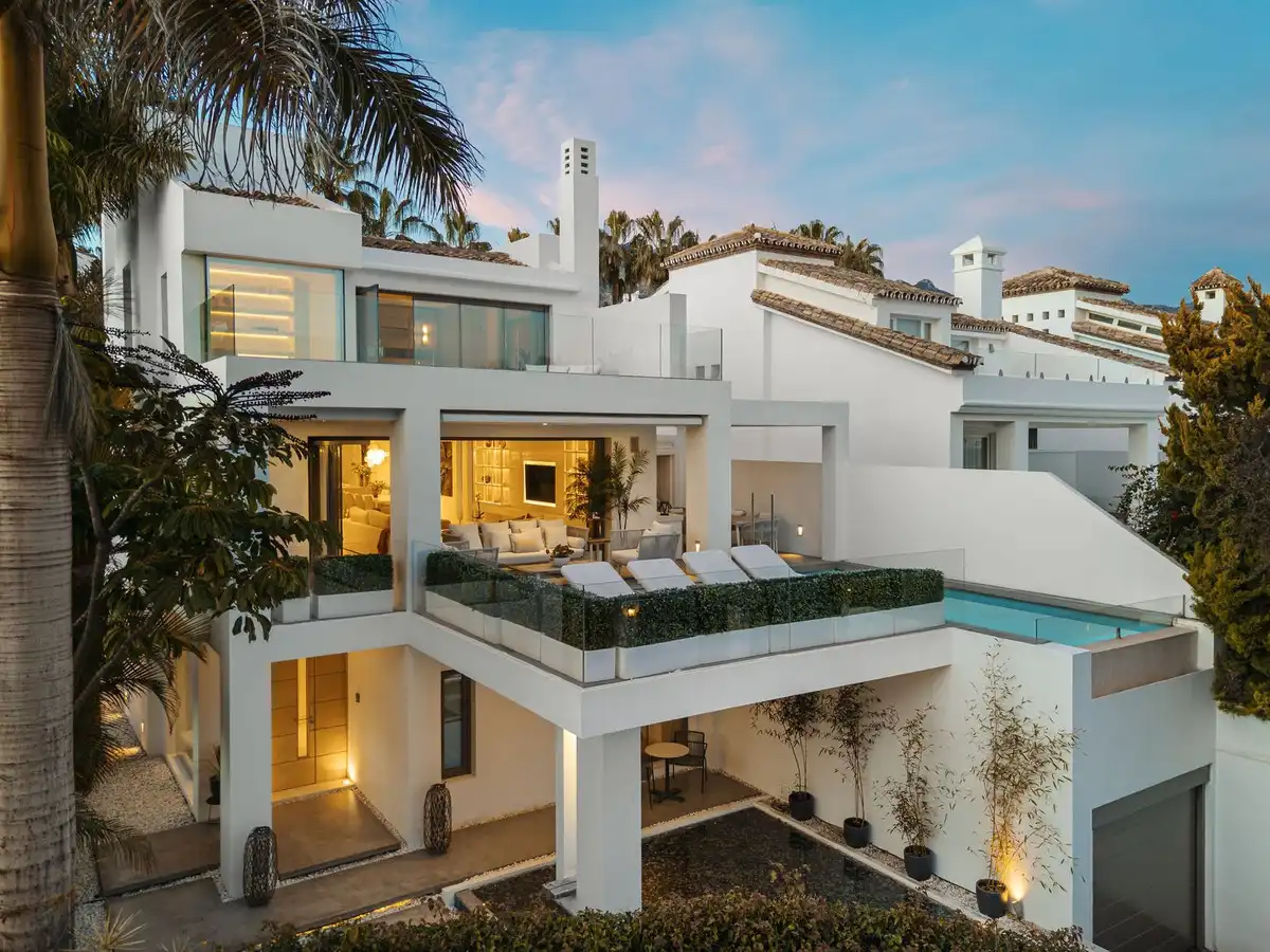 Terrace of Detached homes for sale in Marbella  with Air Conditioner, Private garden and Terrace