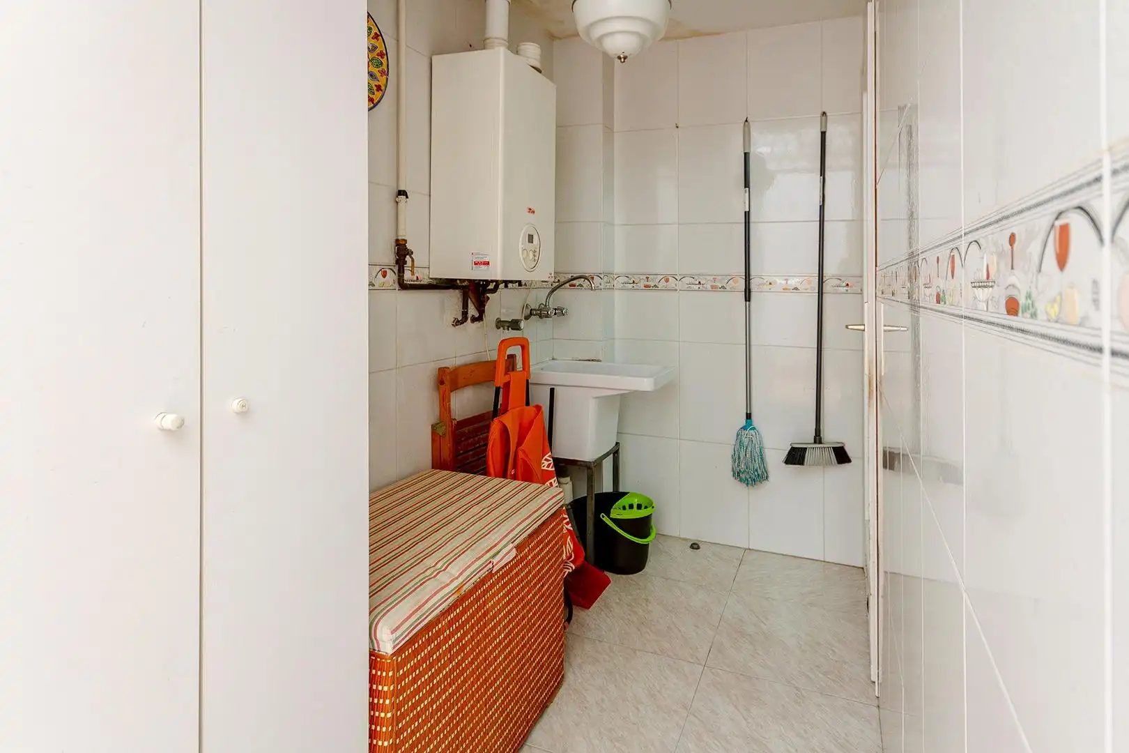 Bathroom of Flat for sale in Viladecans  with Heating, Terrace and Balcony
