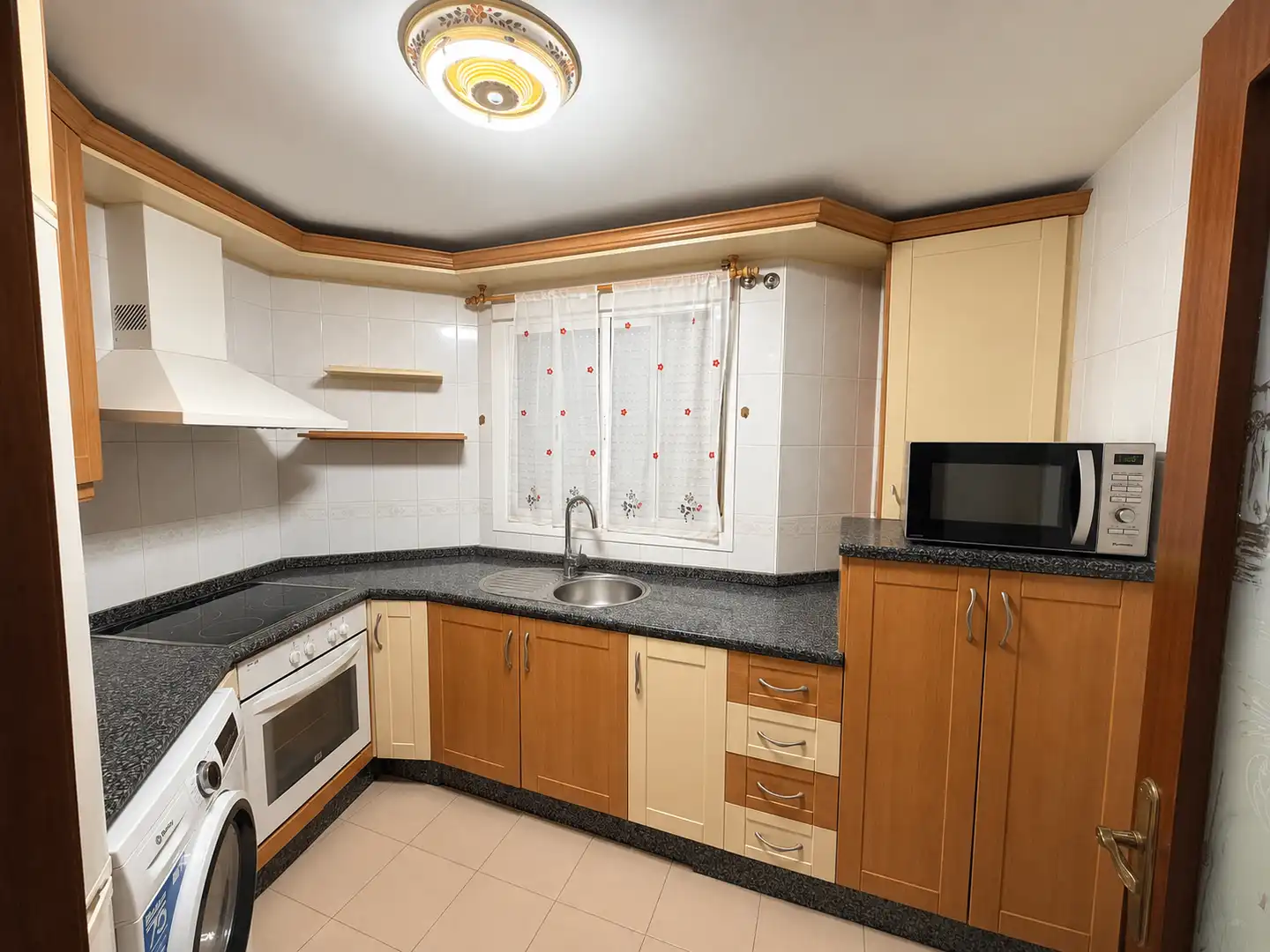 Küche von Wohnung zum Verkauf in Dos Hermanas mit Terrasse