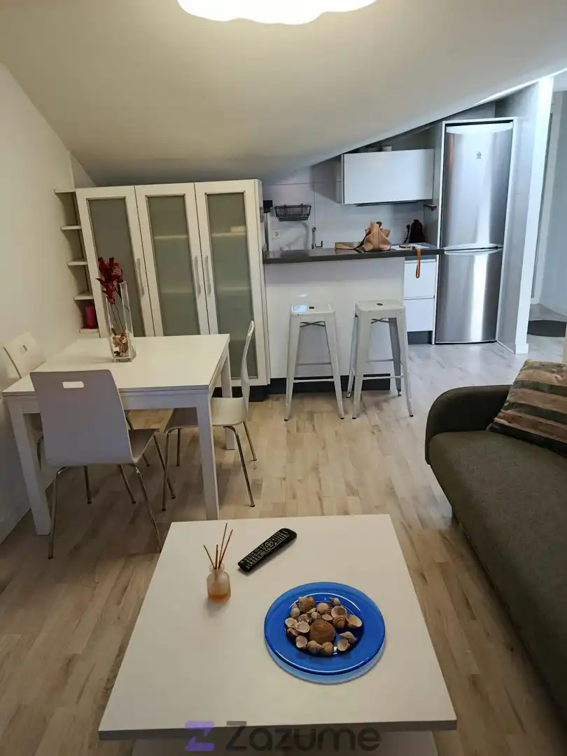 Wohnzimmer von Wohnung zur Miete in León Capital  mit Heizung, Möbliert und Ofen