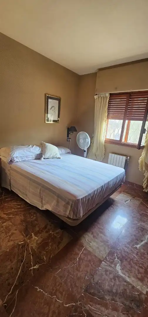 Dormitori de Casa o xalet en venda en Mutxamel amb Jardí privat, Piscina i Moblat