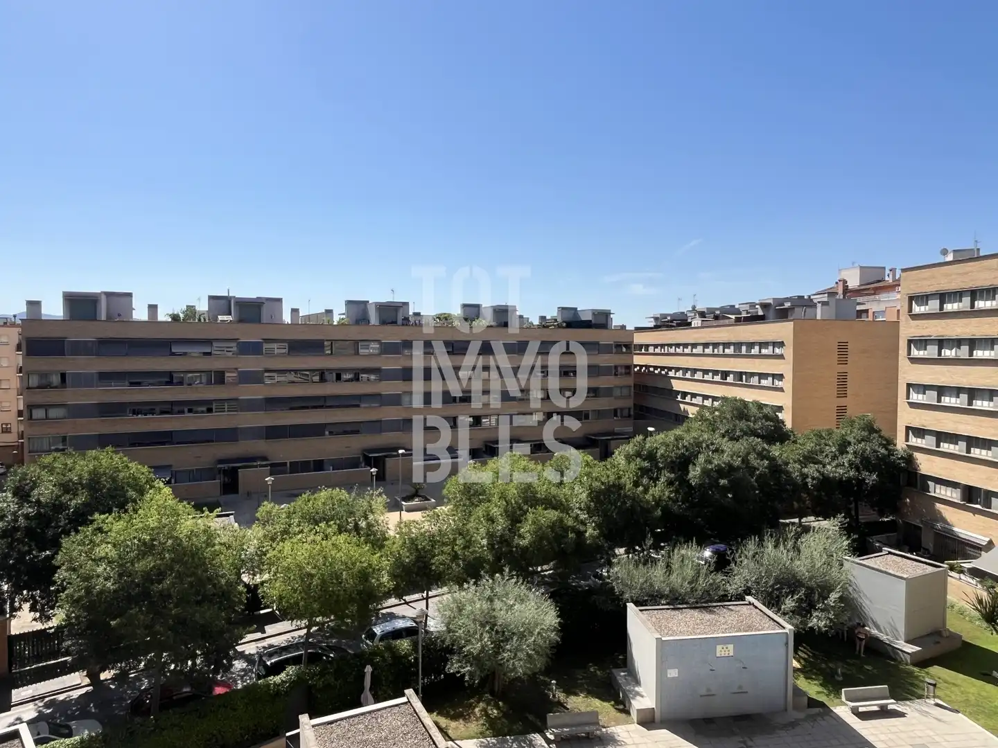 Exterior view of Flat for sale in Girona  with Heating, Terrace and Swimming Pool