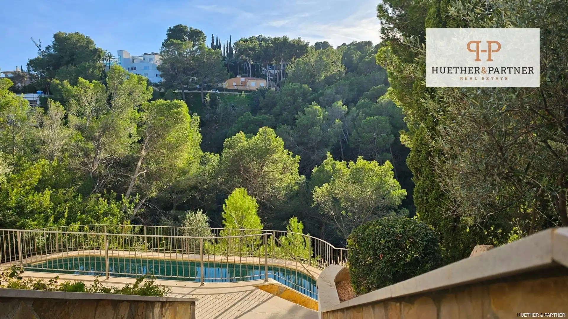 Vista exterior de Piso en venta en Calvià con Aire acondicionado, Calefacción y Piscina comunitaria