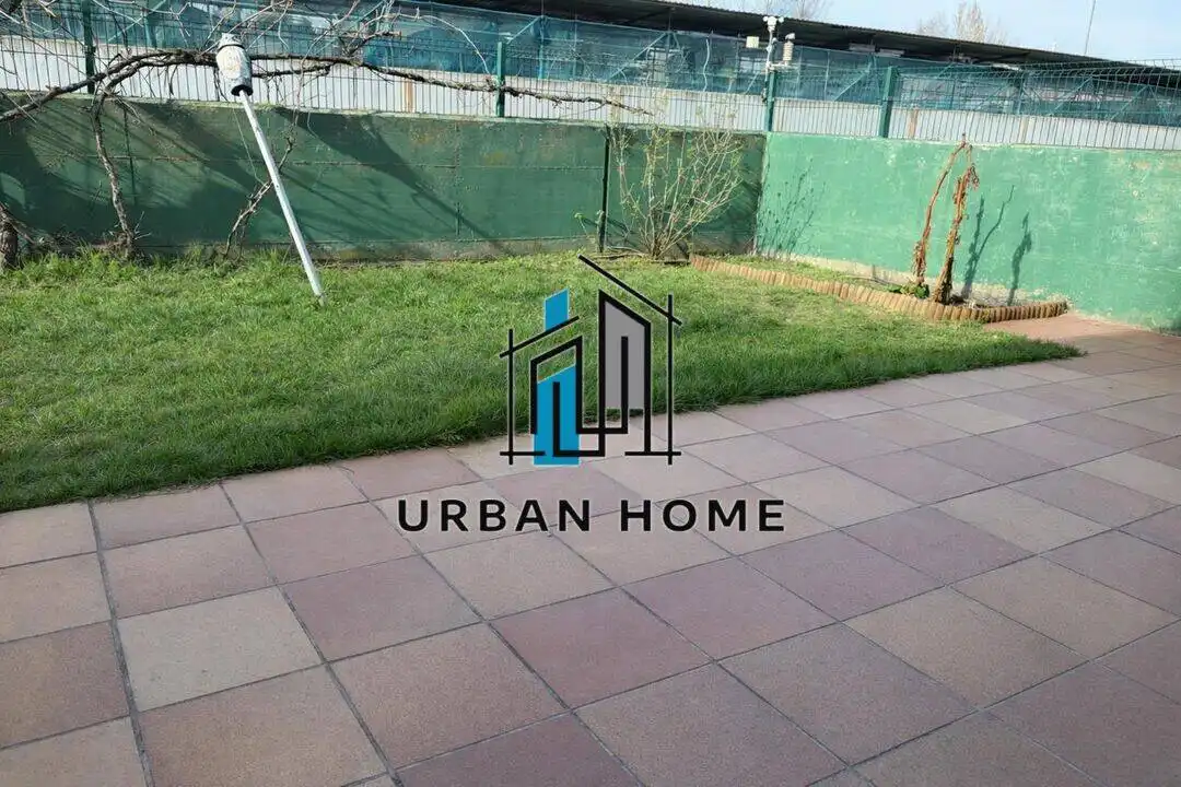 Adossat amb jardí en venda a Calle Escipión, imagen 11
