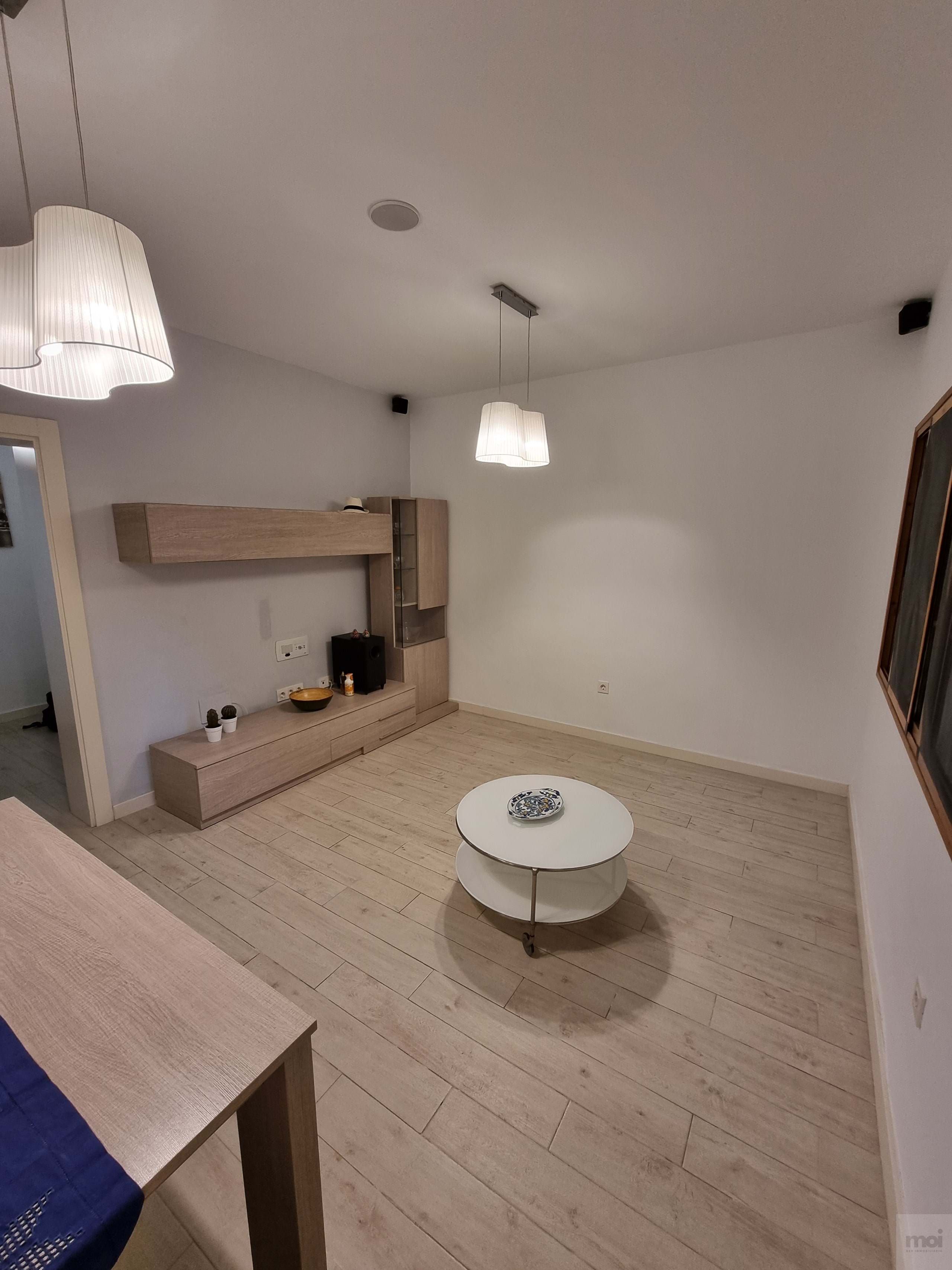Sala d'estar de Pis en venda en Las Palmas de Gran Canaria amb Traster