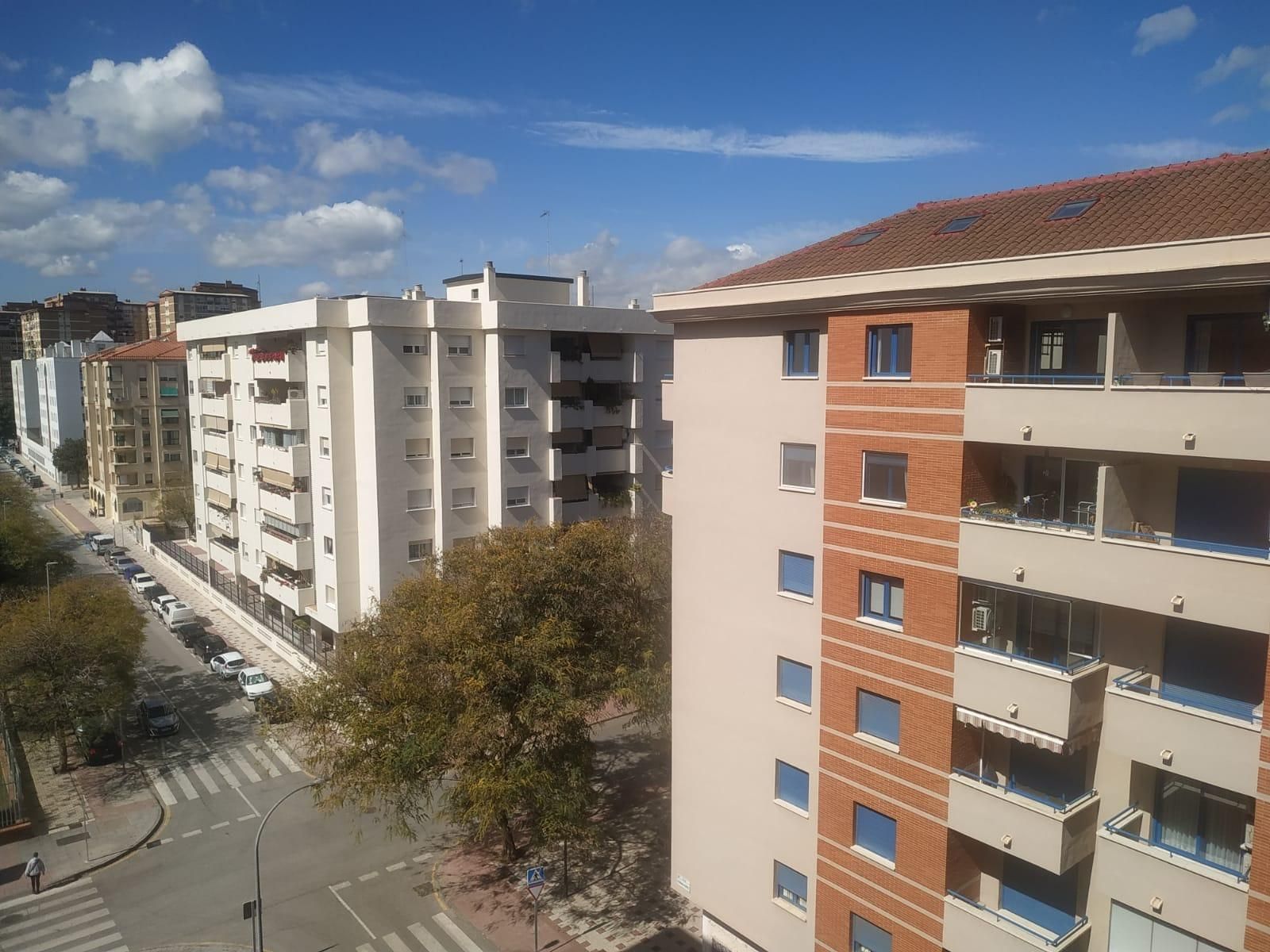 Exterior view of Flat for sale in Málaga Capital  with Parquet flooring, Terrace and Storage room