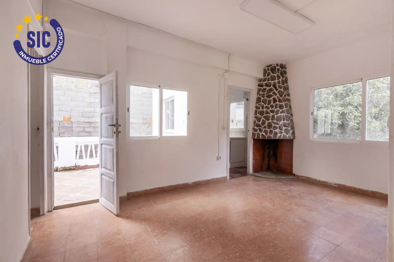Haus oder Chalet zum Verkauf in Serra mit Privatgarten und Terrasse