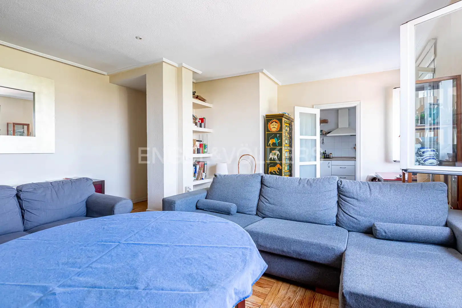 Living room of Flat for sale in Sevilla  with Air Conditioner and Heating