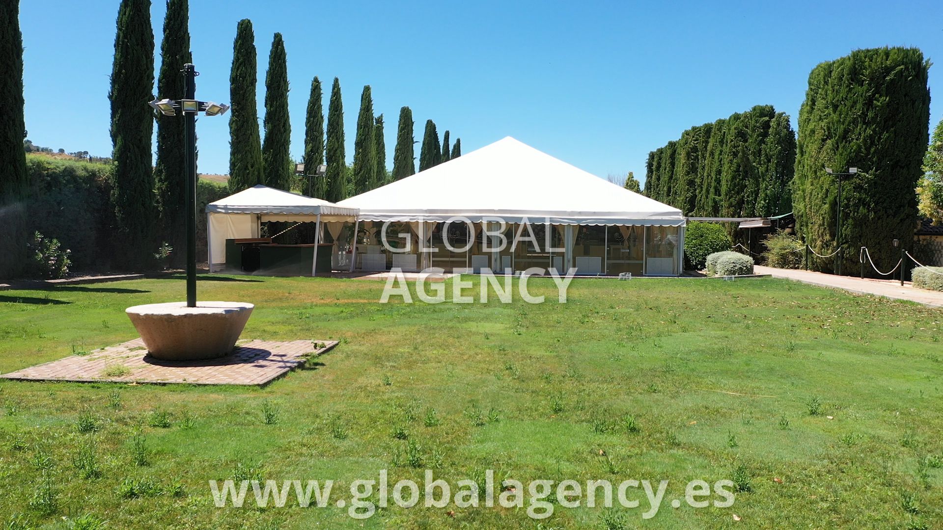 Garden of Country house for sale in  Madrid Capital  with Air Conditioner, Heating and Private garden