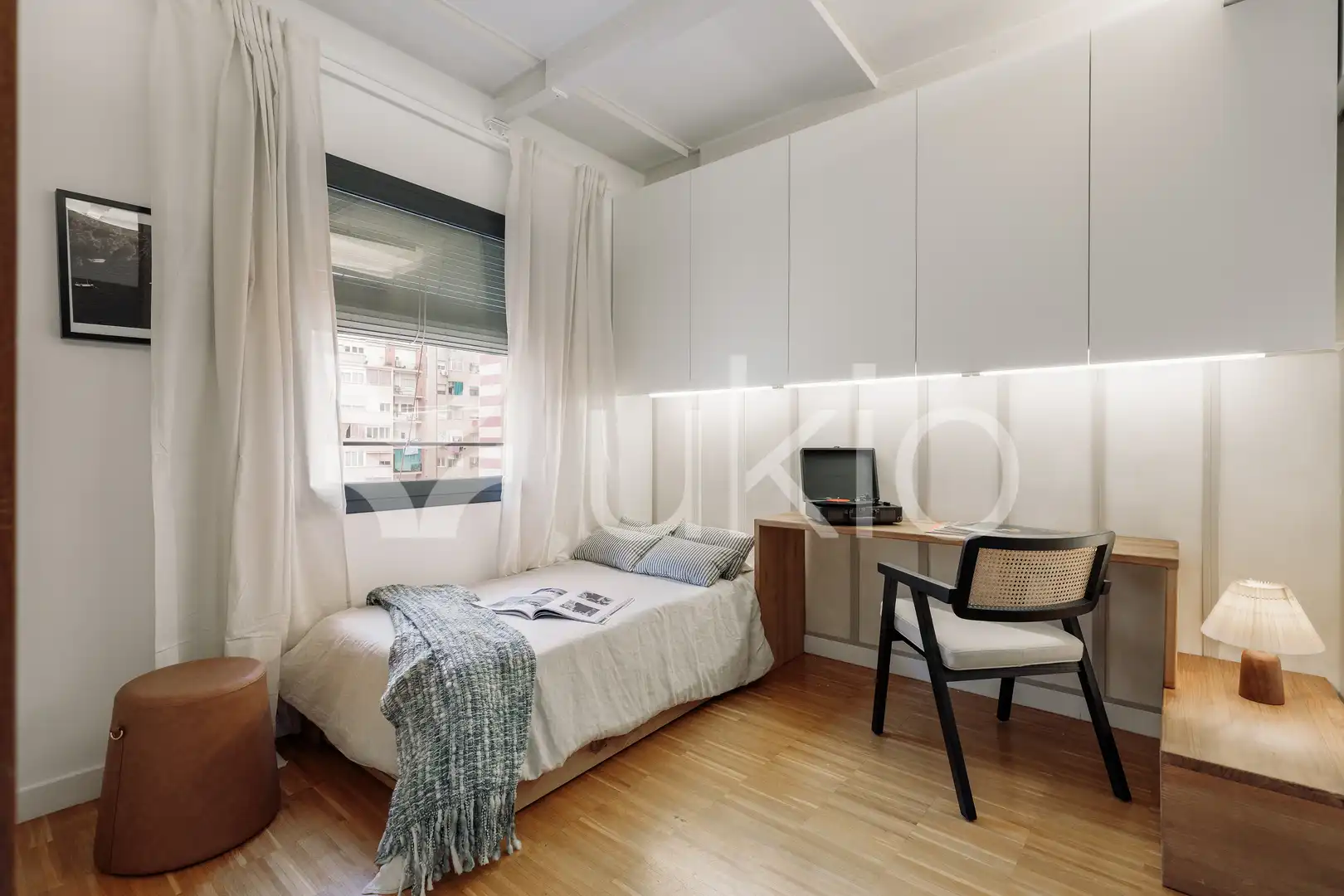 Habitación de Apartamento de alquiler en Barcelona con Aire acondicionado, Calefacción y Amueblado