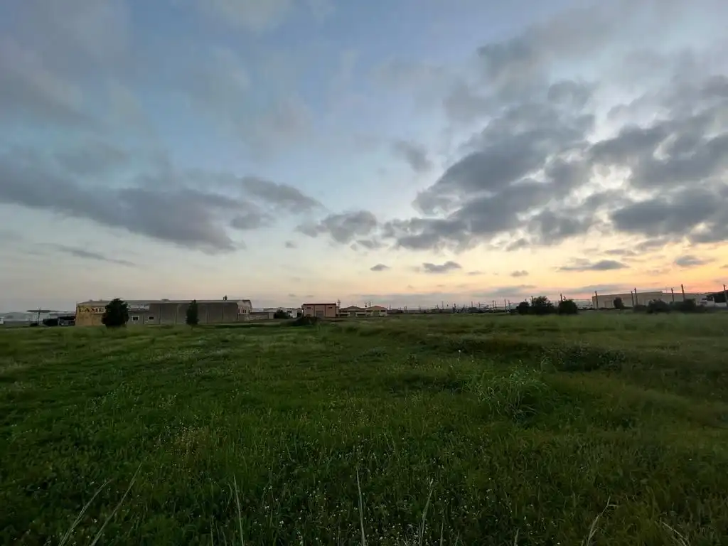 Lands and plots for sale in del Cementerio, imagen 2