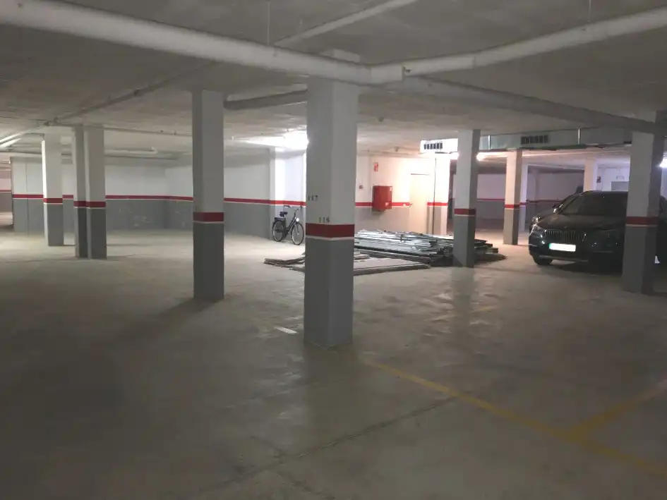 Garage zum Verkauf in De Barcelona, Centre