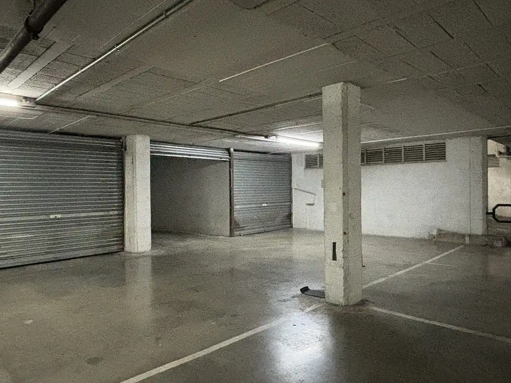 Parking for sale in Olot, imagen 4