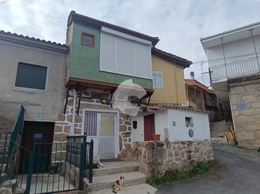 Adossat en venda a O Pereiro de Aguiar
