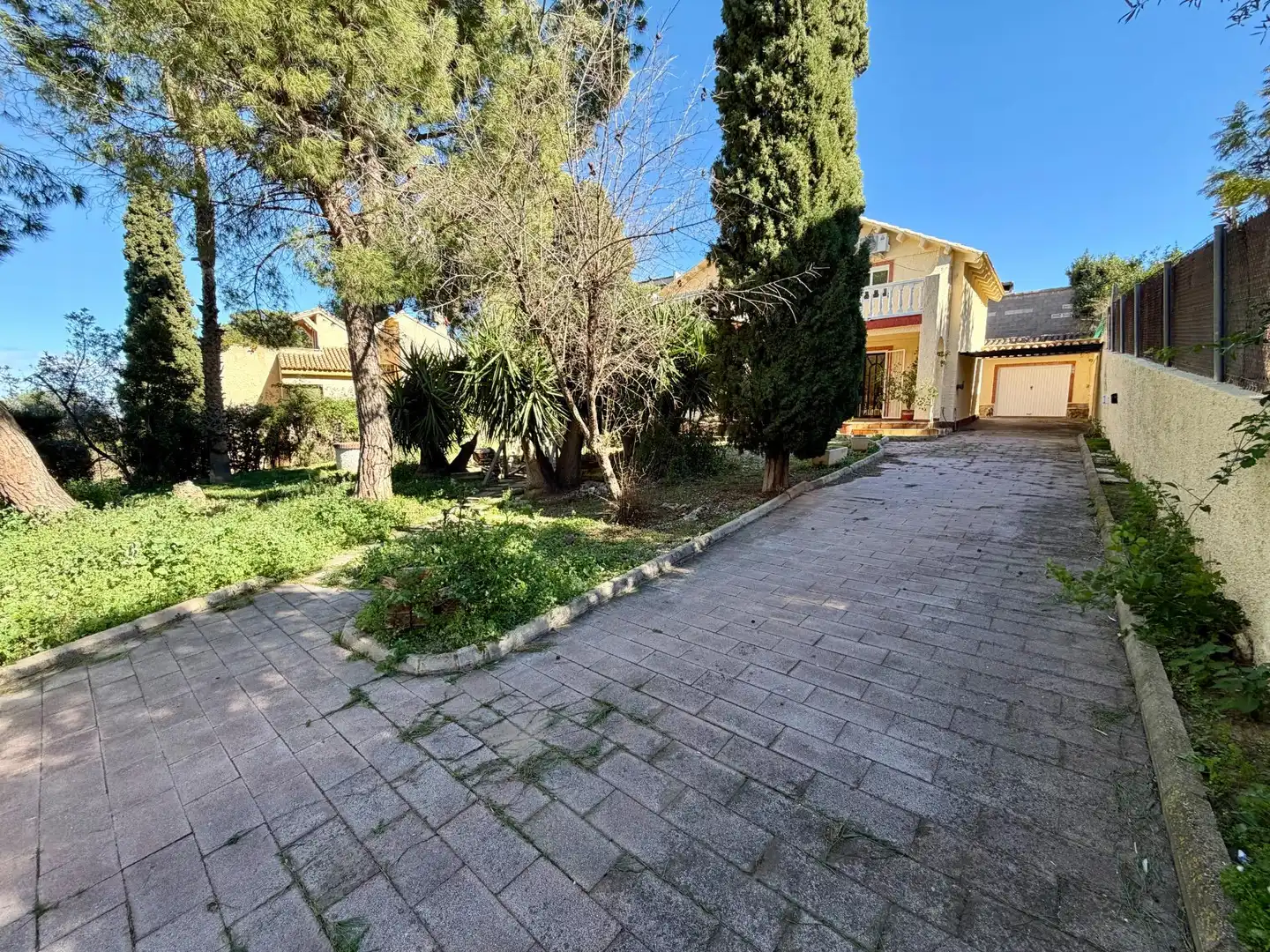 Vista exterior de Casa o chalet en venta en Torrent con Aire acondicionado, Jardín privado y Terraza