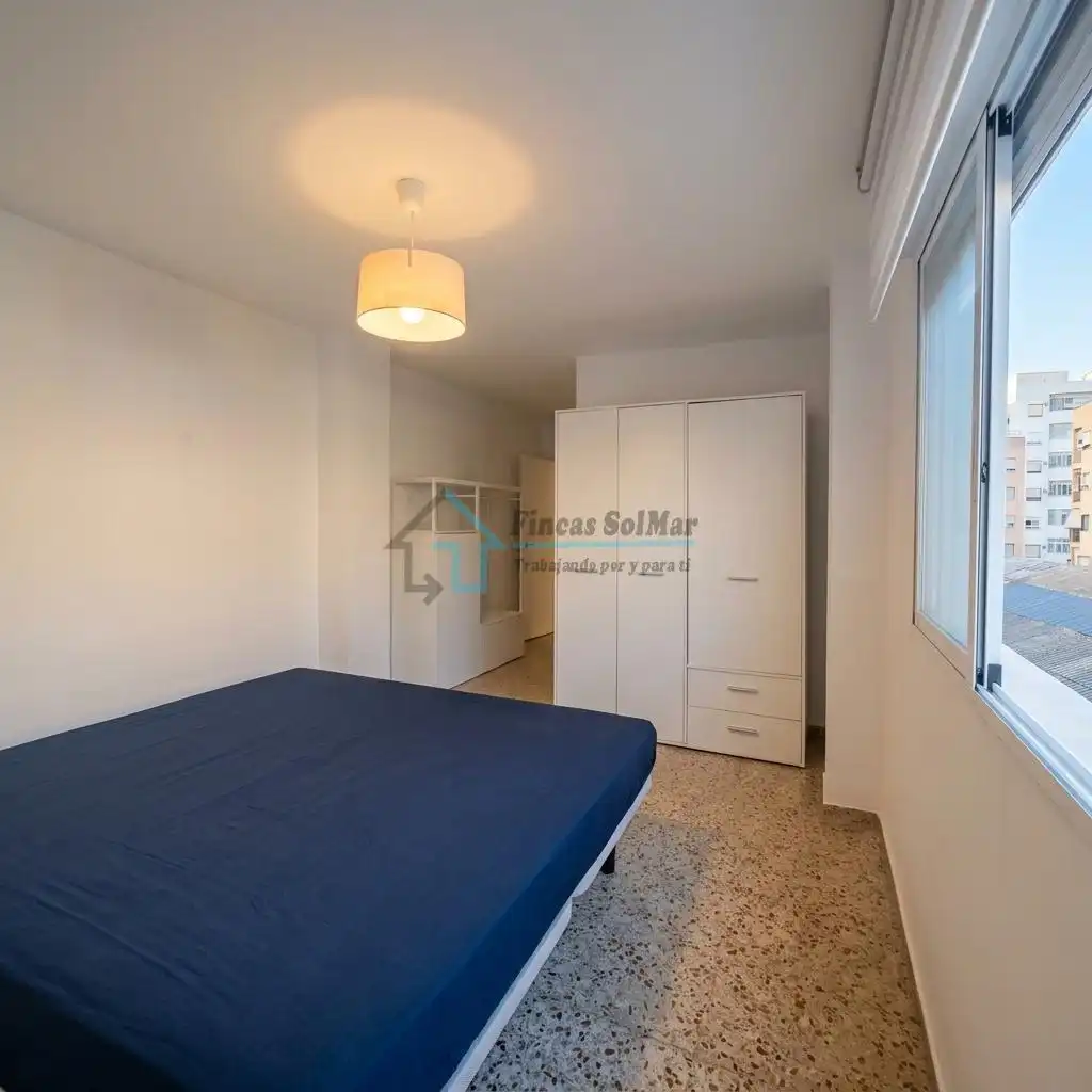 Dormitori de Apartament en venda en Castellón de la Plana / Castelló de la Plana amb Moblat i Balcó