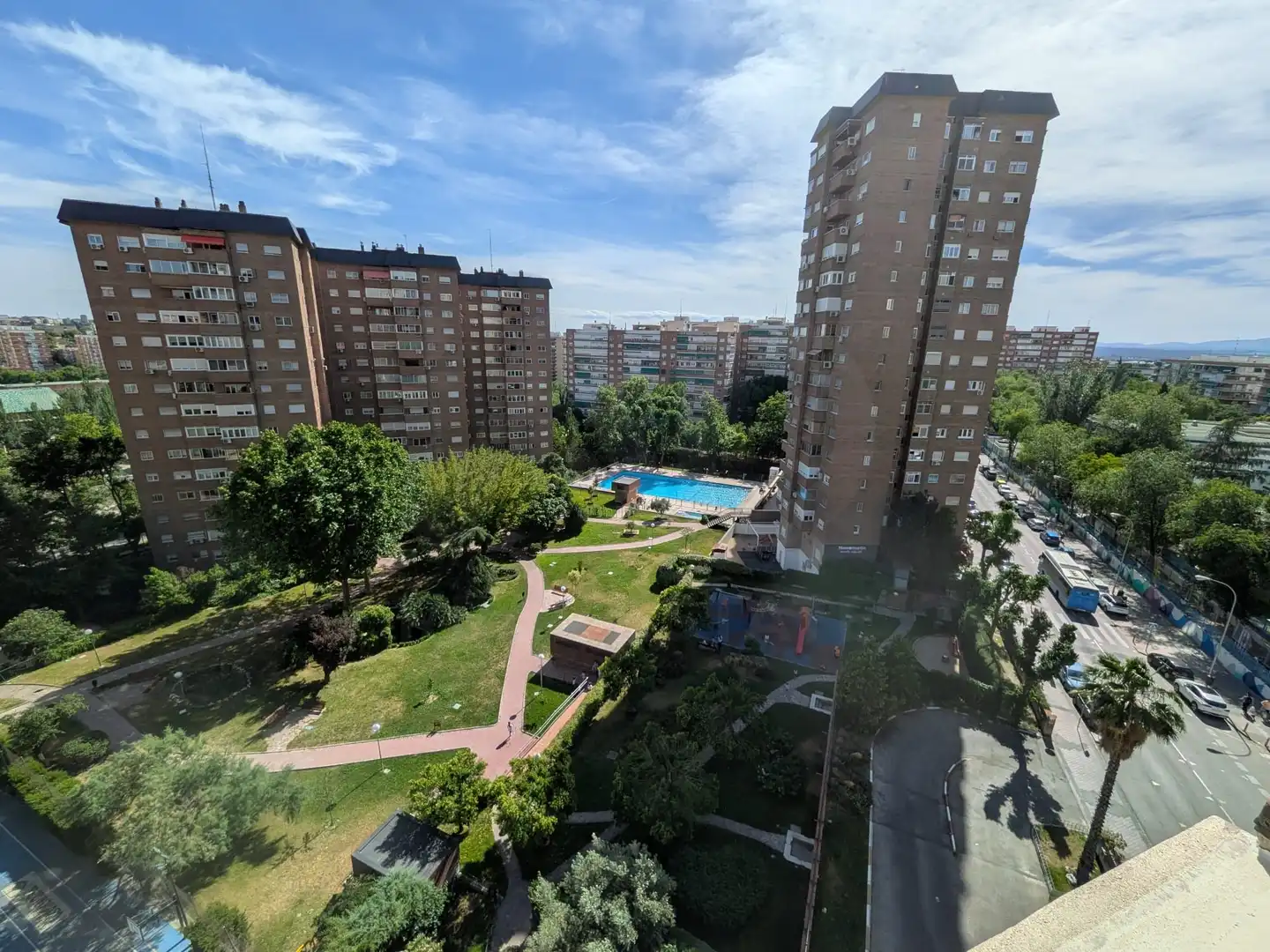 Vista exterior de Piso en venta en Madrid con Aire acondicionado, Calefacción y Terraza