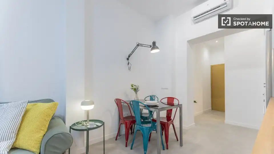Comedor de Piso de alquiler en Valencia con Aire acondicionado, Calefacción y Amueblado