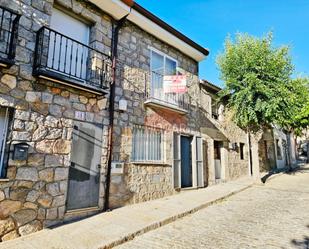 Vista exterior de Casa o xalet en venda en San Bartolomé de Pinares amb Terrassa i Balcó