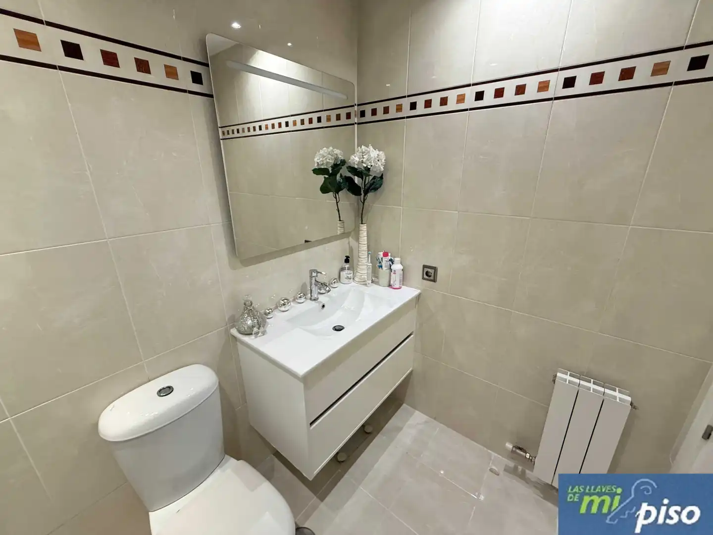 Baño de Casa adosada en venta en Arroyo de la Encomienda con Calefacción, Jardín privado y Parquet