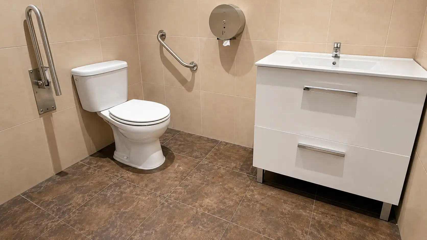 Badezimmer von Geschaftsraum zur Miete in Mataró mit Klimaanlage und Möbliert