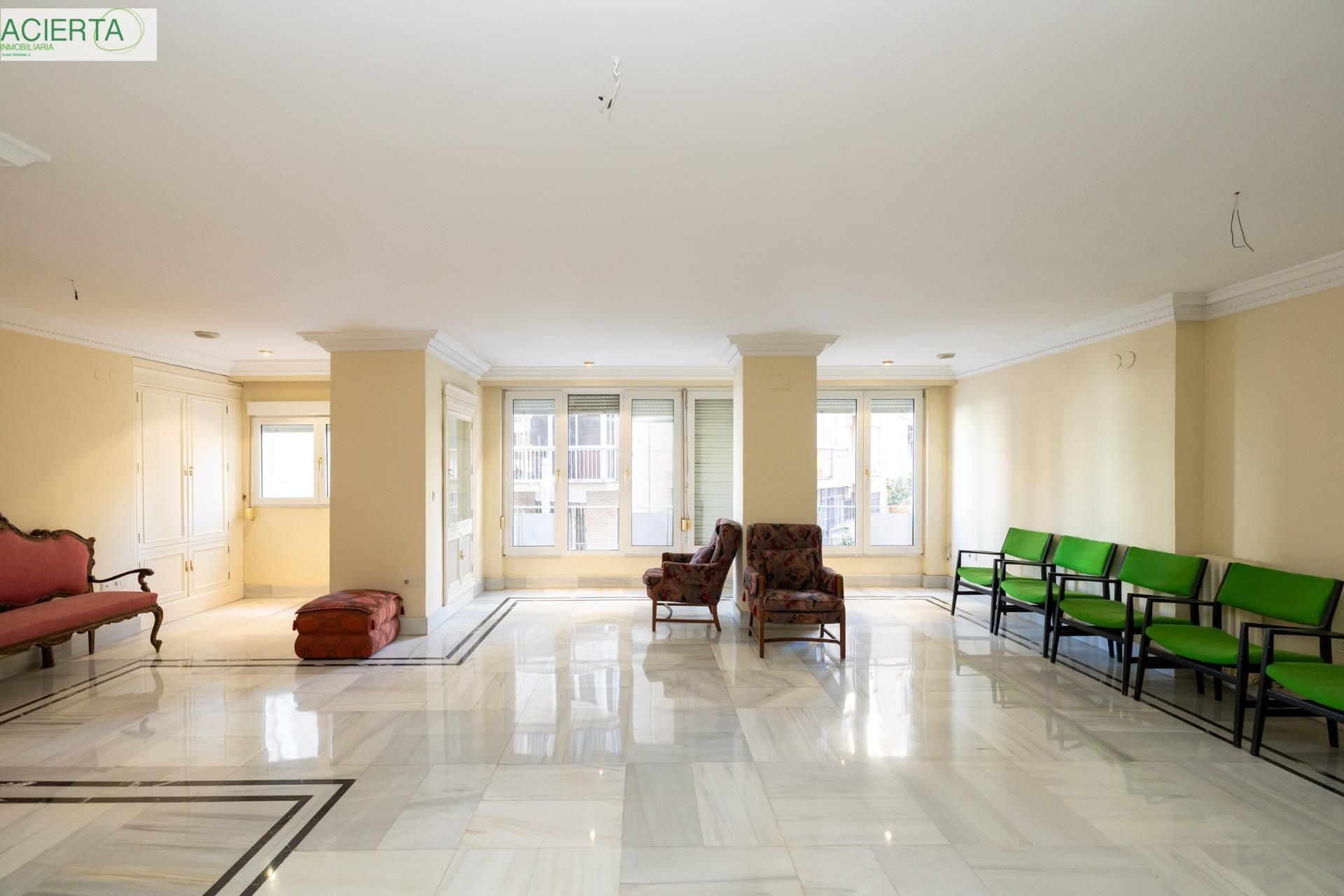 Piso en venta en Calle LAS FLORES, Fígares, Ronda