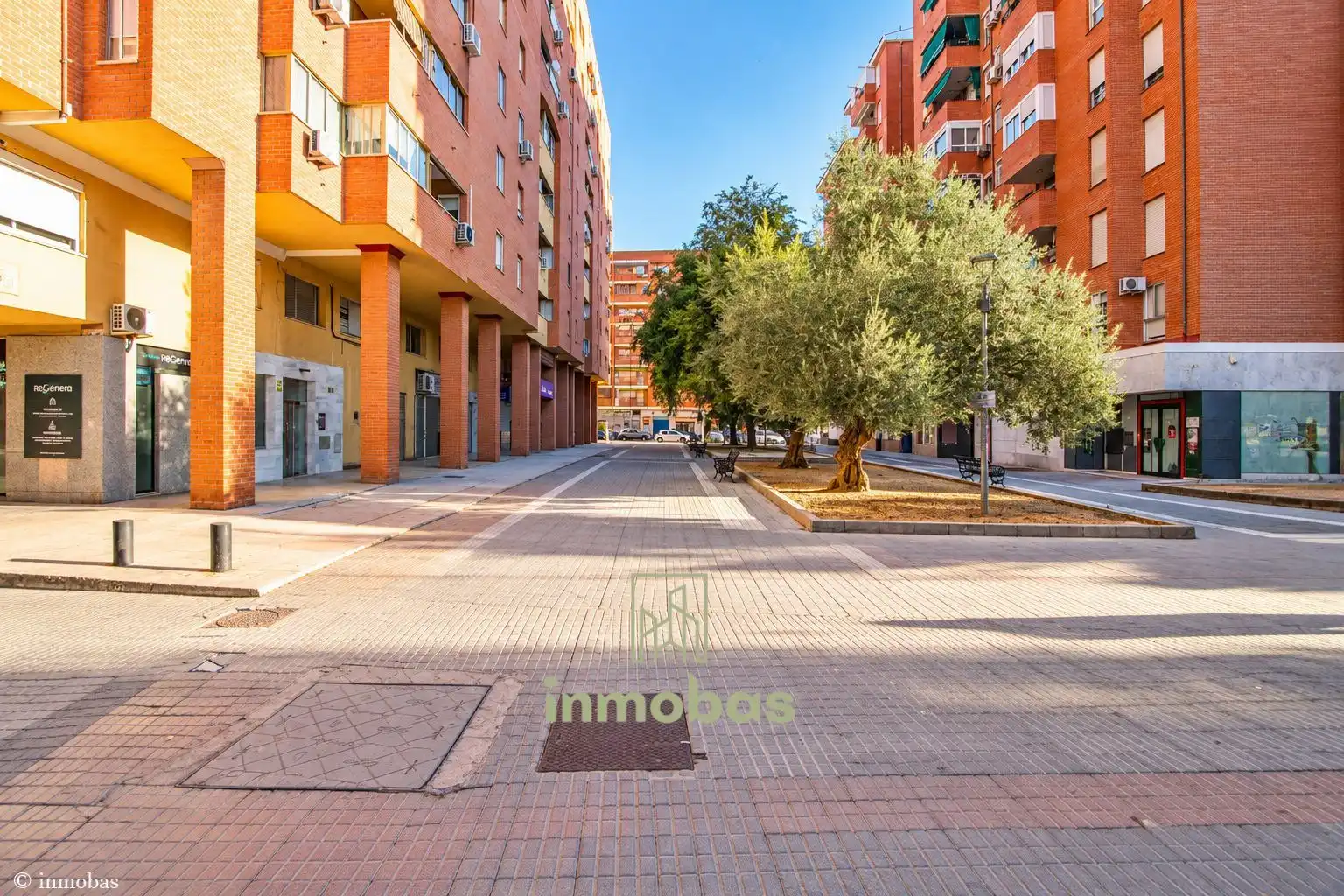 Vista exterior de Pis en venda en Badajoz amb Aire condicionat i Terrassa
