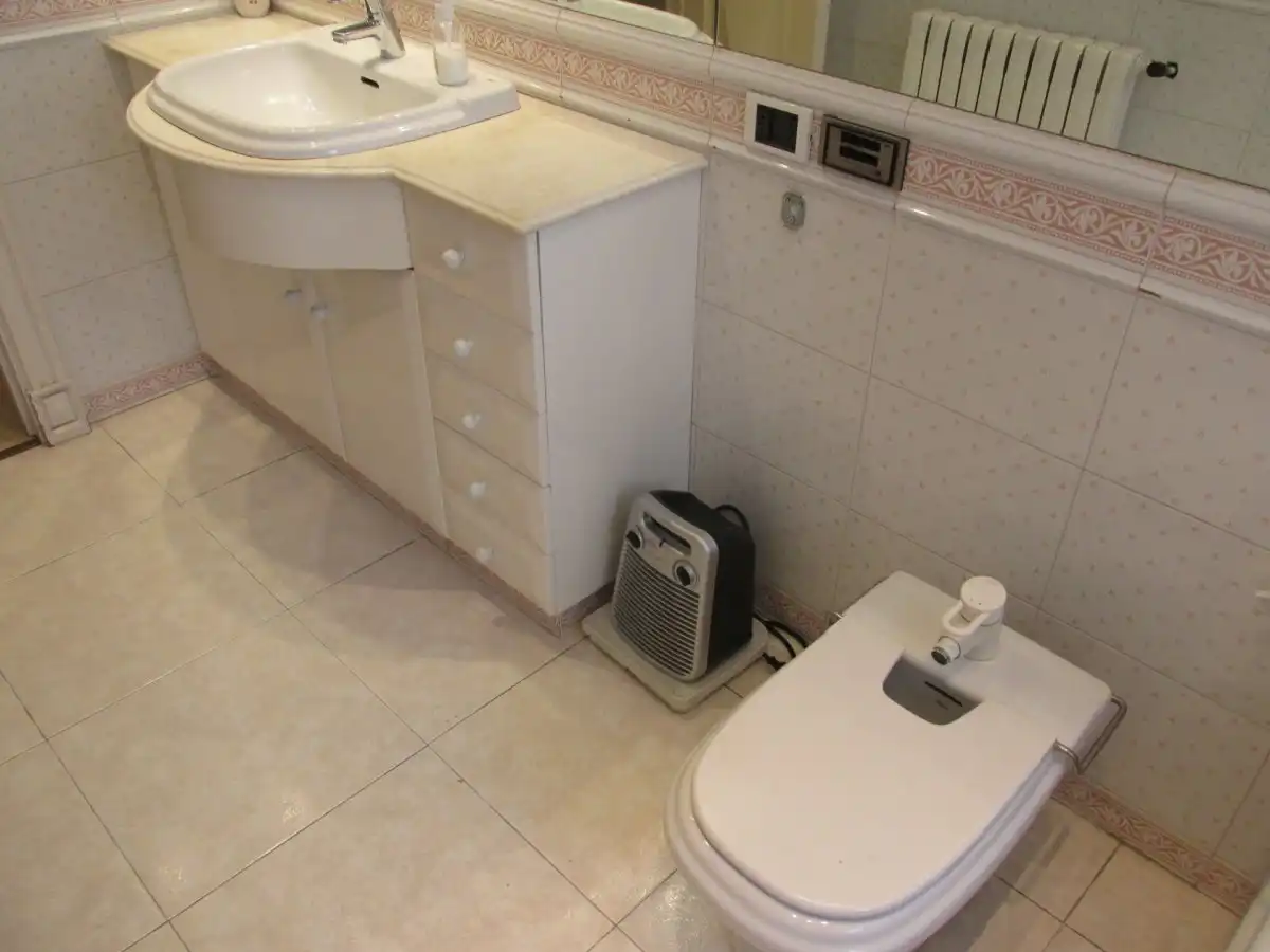 Bathroom of Attic for sale in  Logroño  with Air Conditioner, Heating and Terrace