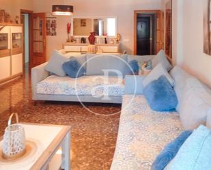 Sala d'estar de Pis en venda en Mislata amb Aire condicionat, Calefacció i Jardí privat