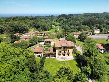 House with garden for sale in Riegu